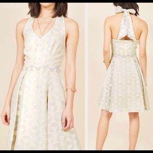 ✨NWOT✨Modcloth A-Line Halter Dress